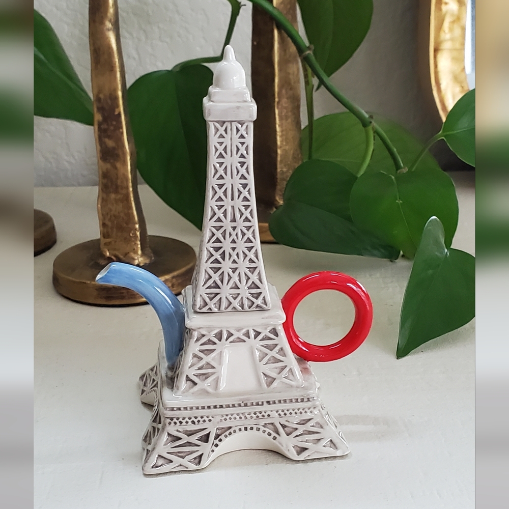 Fitz and Floyd Miniature Ceramic Eiffel Tower Tea Pot, 5.75", Vintage, EUC - Picture 4 of 16
